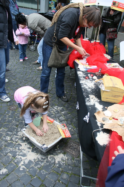 gal/2010/2010 Saitentwist Weltkindertag Essen Borbeck 20.09. AK -Bochold/2010 Saitentwist Weltkindertag Borbeck AK Bochold 20.09. 132.jpg